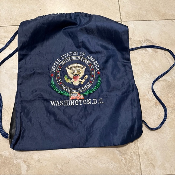 Navy Washington D.C. Drawstring Backpack and Bottle Set